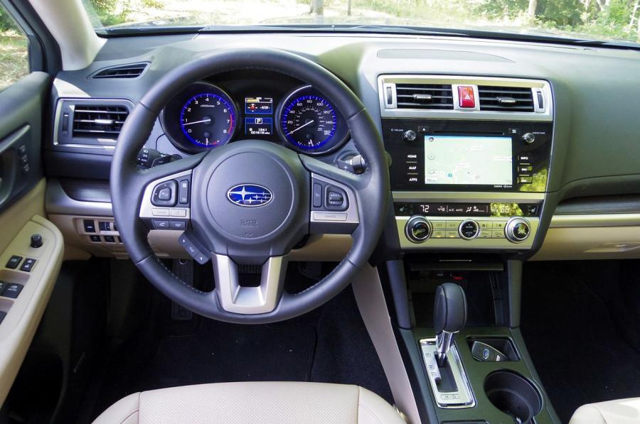  Subaru Legacy 2015 года  (US) (фото 14 из 35)